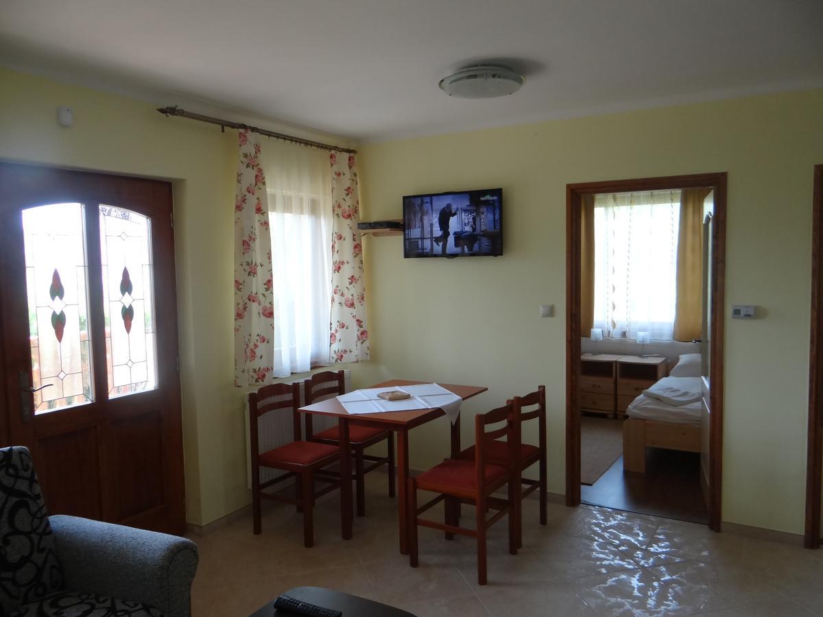 Thermal Motel Кішкунмойша Екстер'єр фото